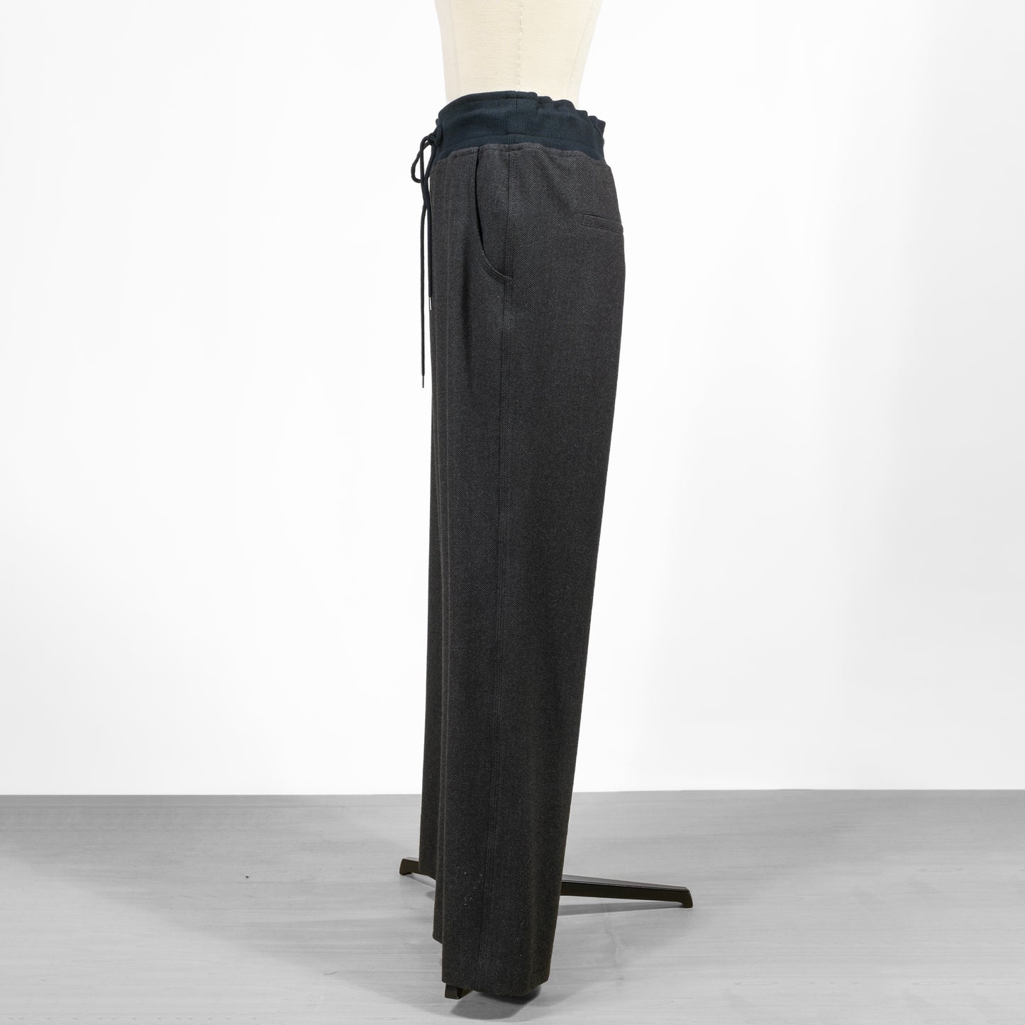 25AW PASSIONE ウエストゴムワイドパンツ 546613