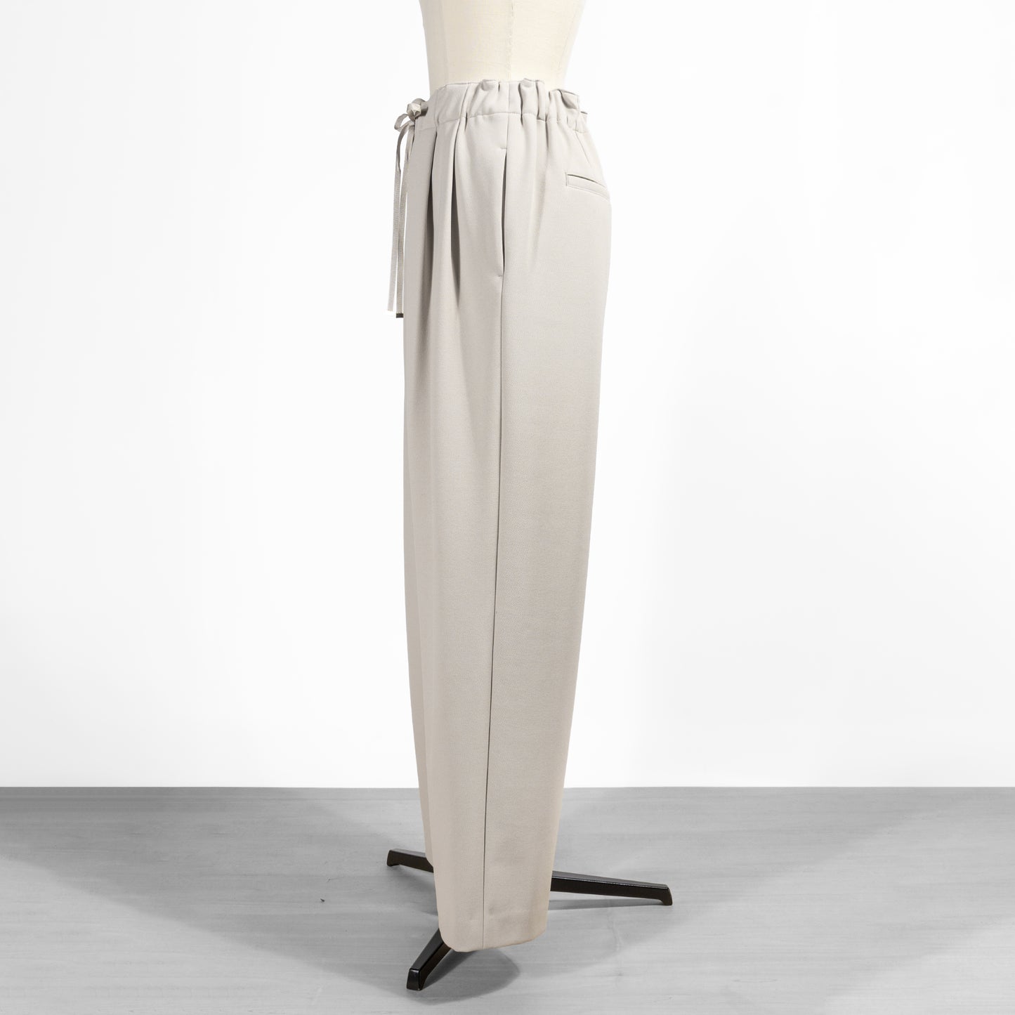 25SAW PASSIONE 裏起毛タックワイドパンツ 546620