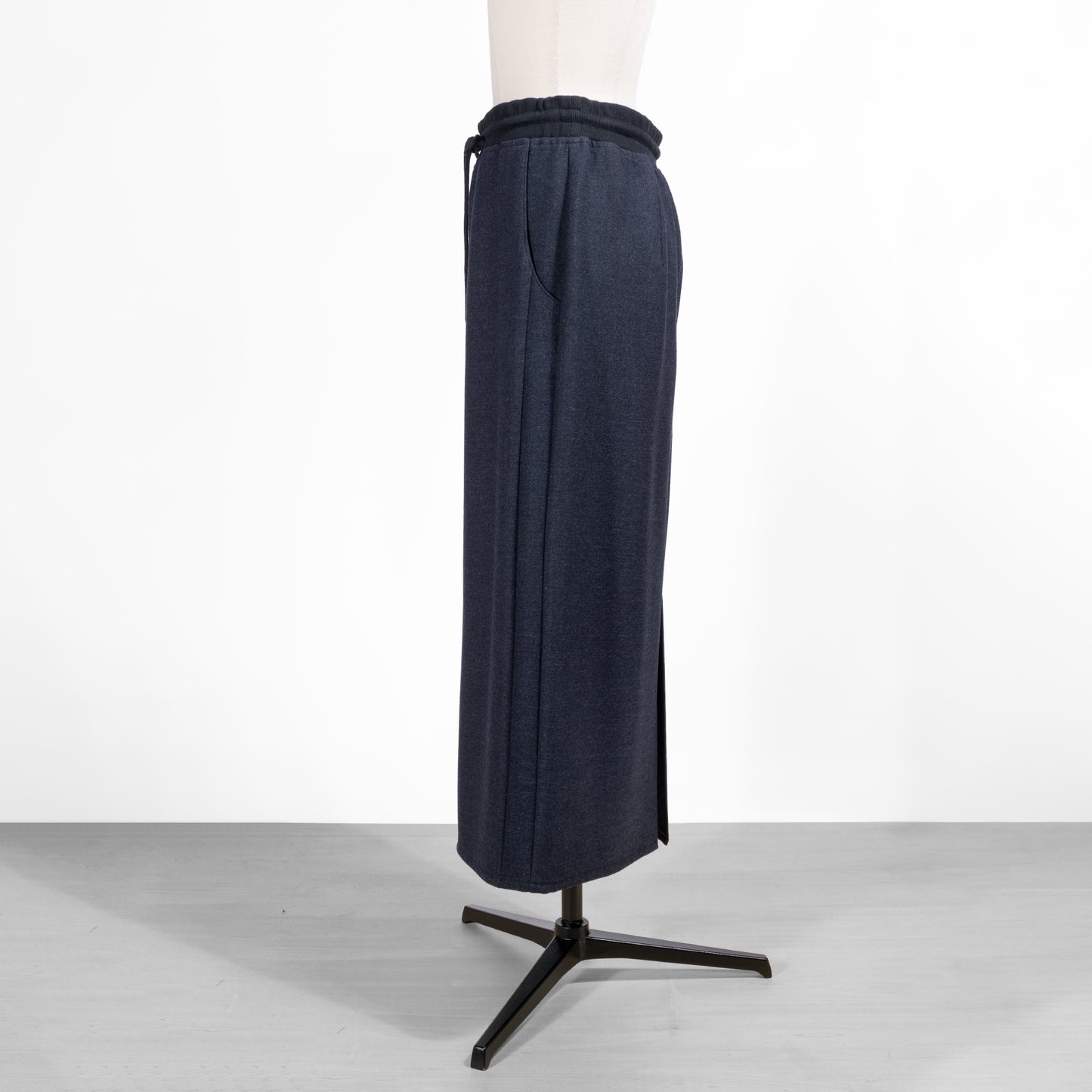 25AW PASSIONE イージータイトスカート 546623