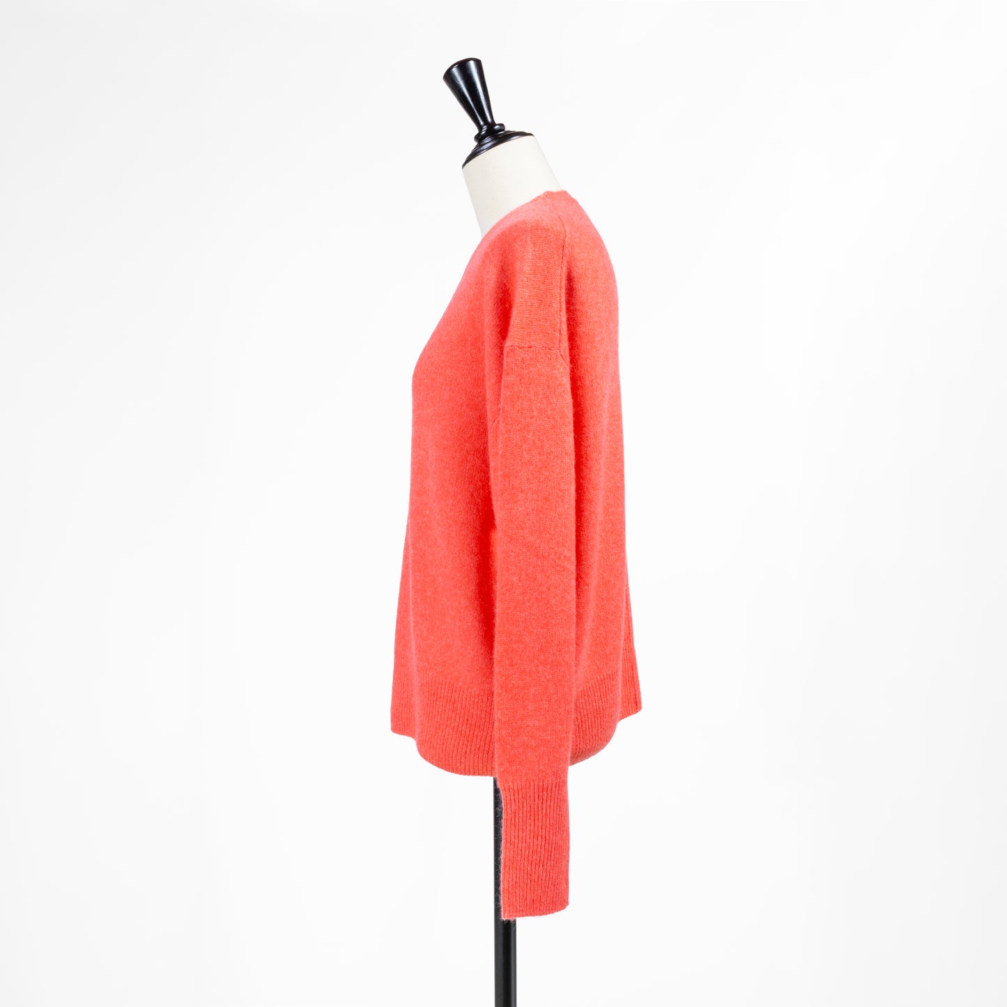 25AW PASSIONE カシミヤクルーネックニット 546944