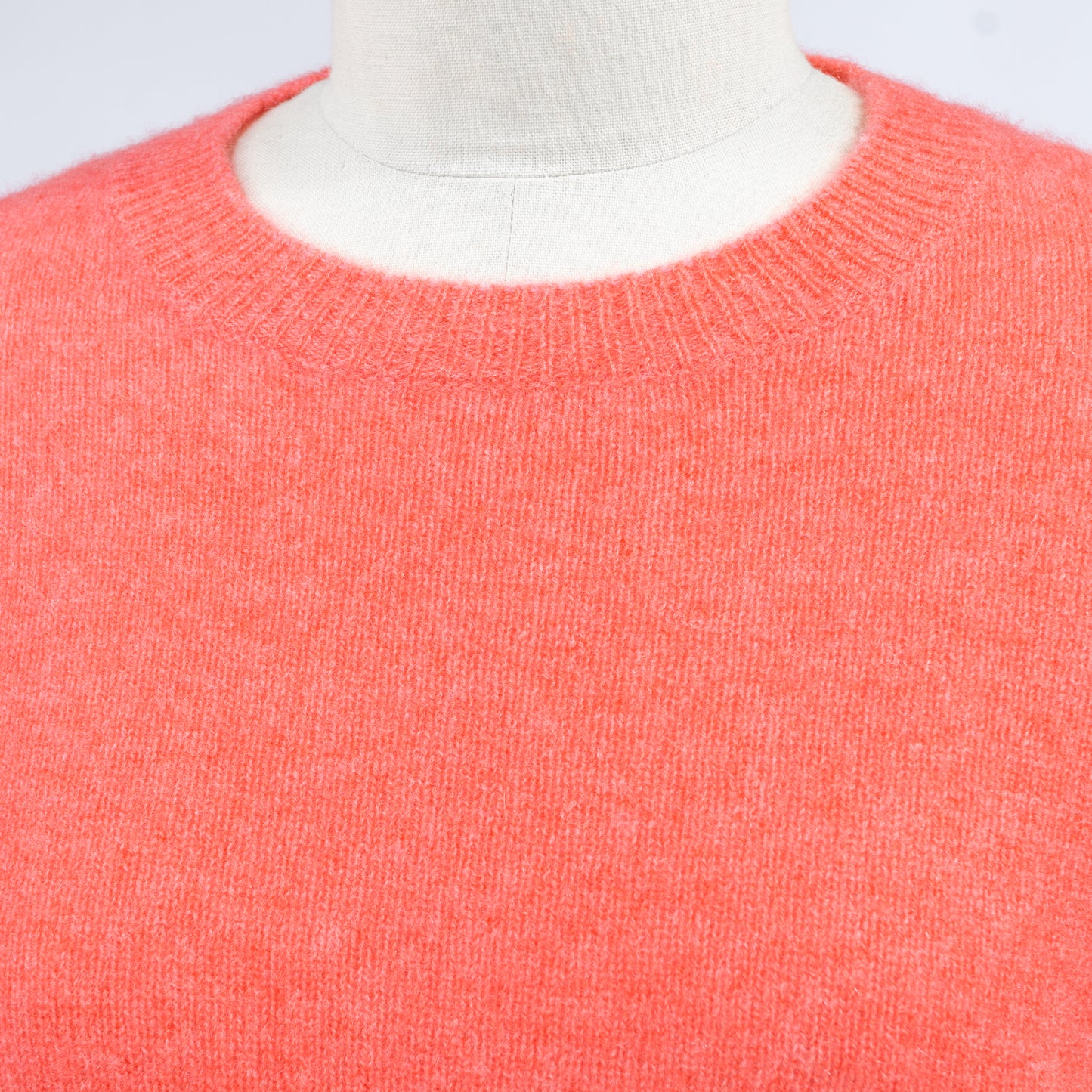 25AW PASSIONE カシミヤクルーネックニット 546944