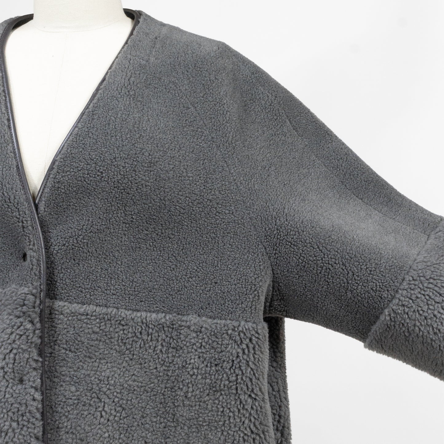 25AW PASSIONE フェイクムートンショートコート 546411