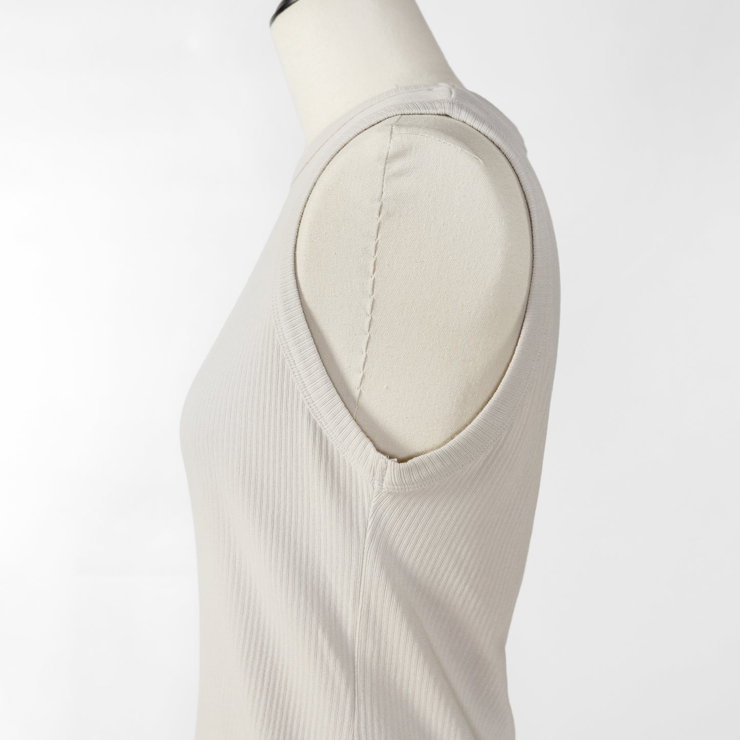 24SS PASSIONE RIB SLEEVELESS TEE