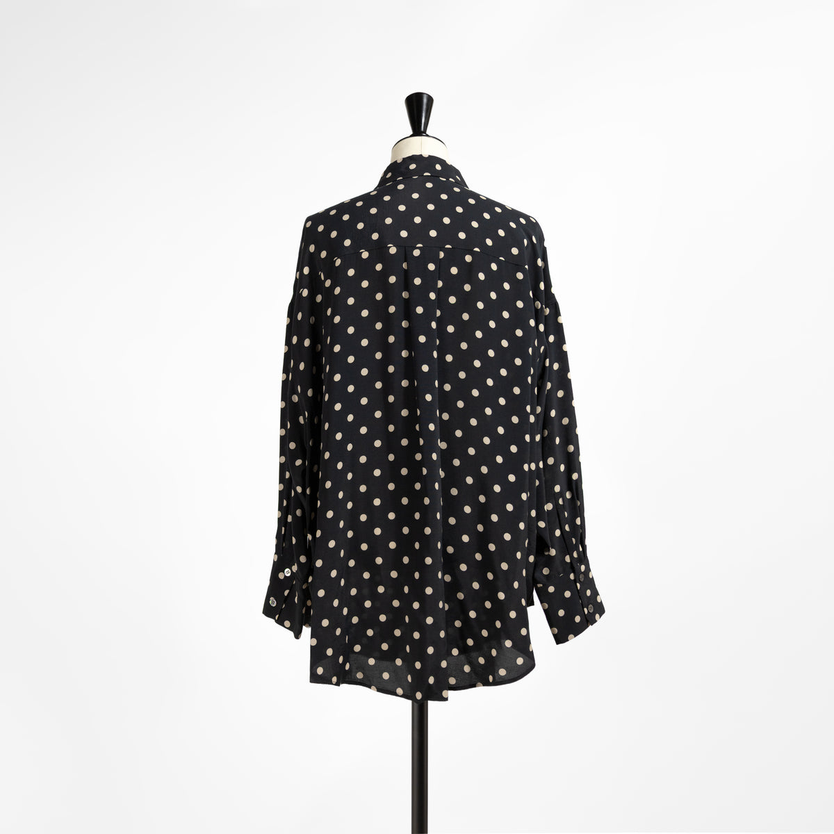 26AW SACRA ポルカドットシャツ 126511072