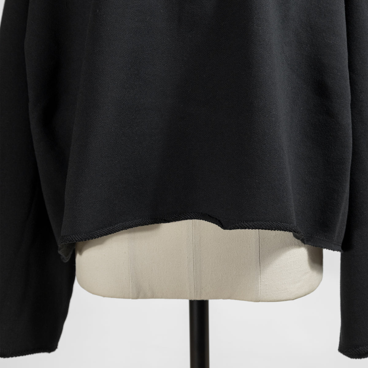 26AW SACRA エクストラファインフリース ロゴトップ 126541091