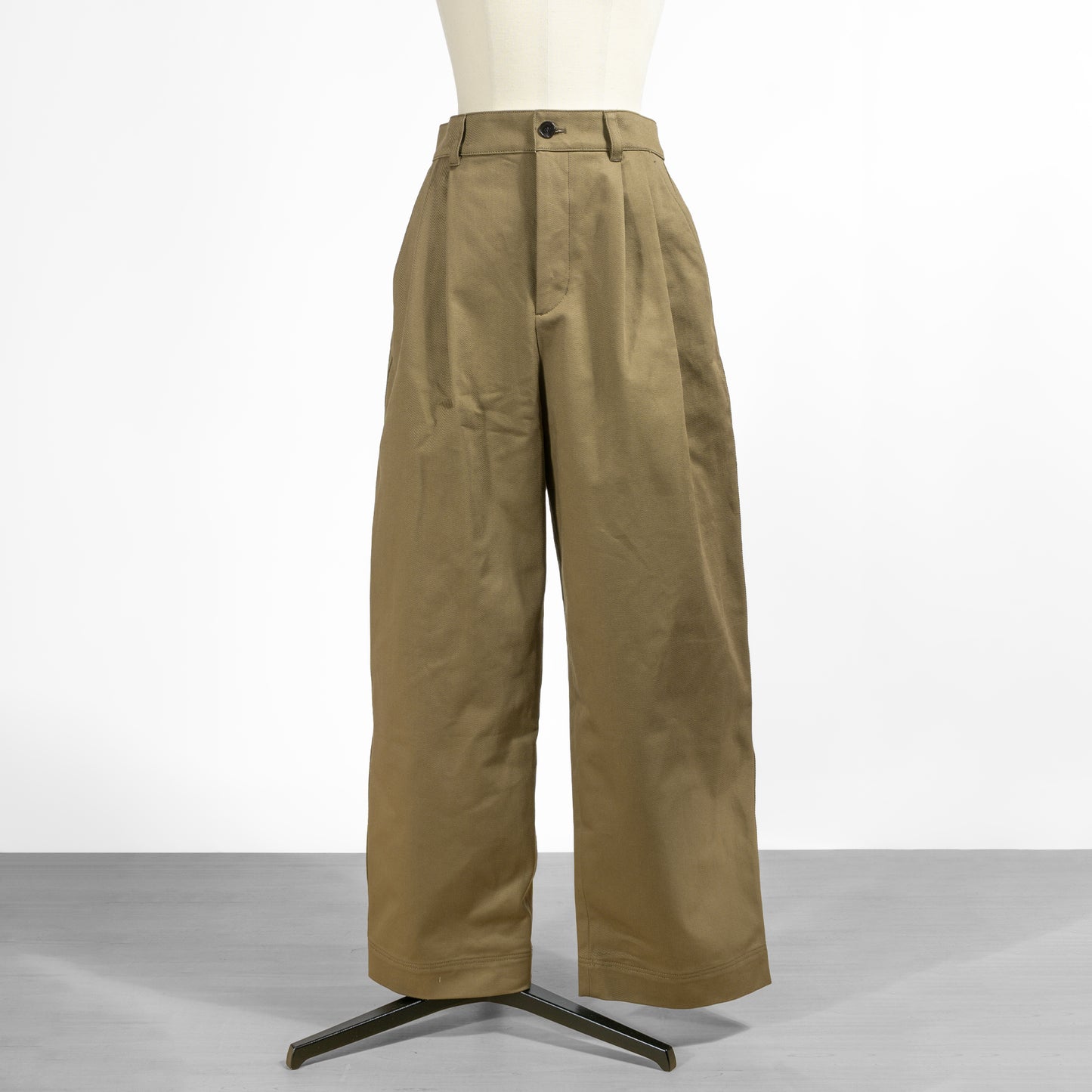 25AW SACRA ハイカウント チノクロスパンツ 125614111