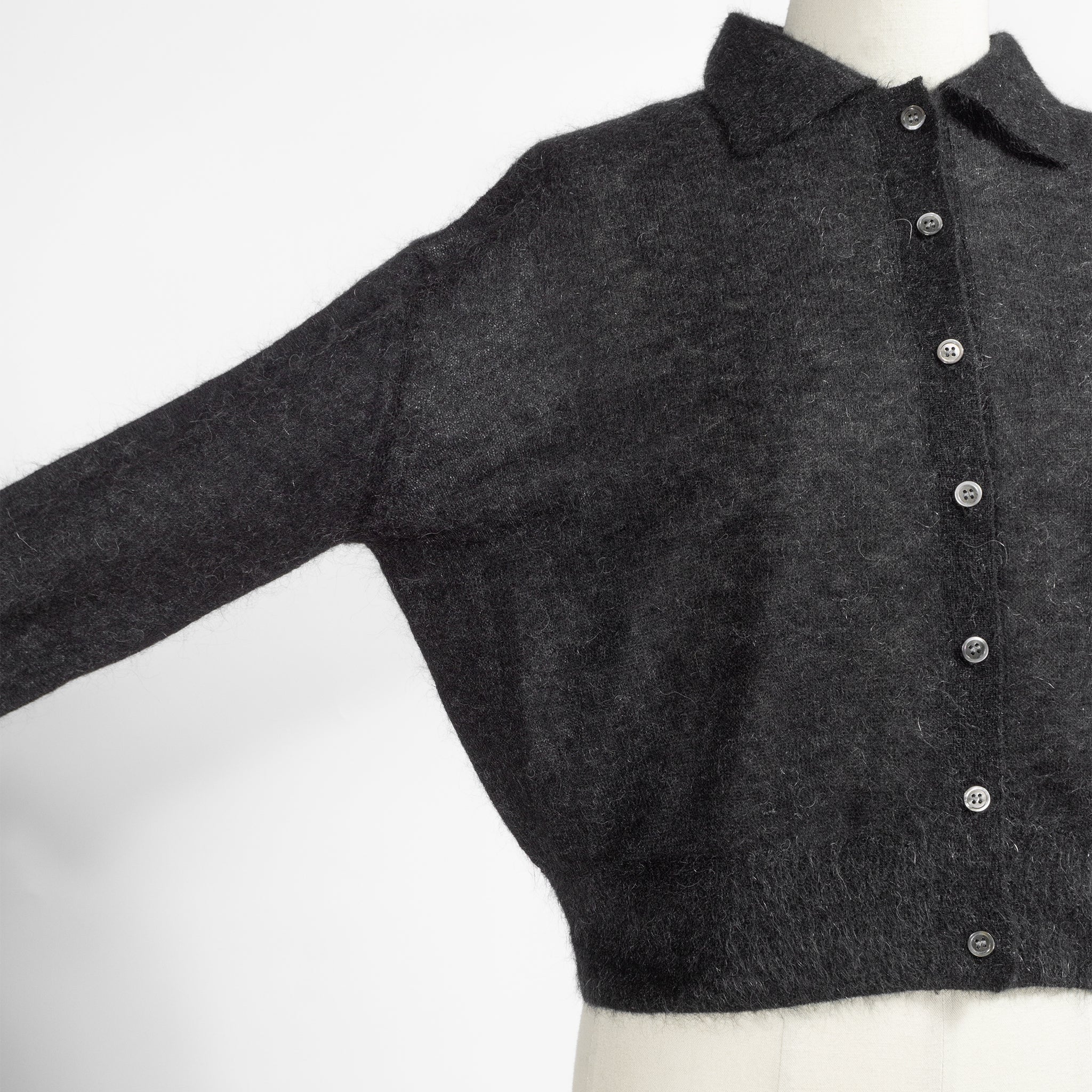 ONTADE公式｜SACRA サクラ ファインキッドモヘア ファローポロ