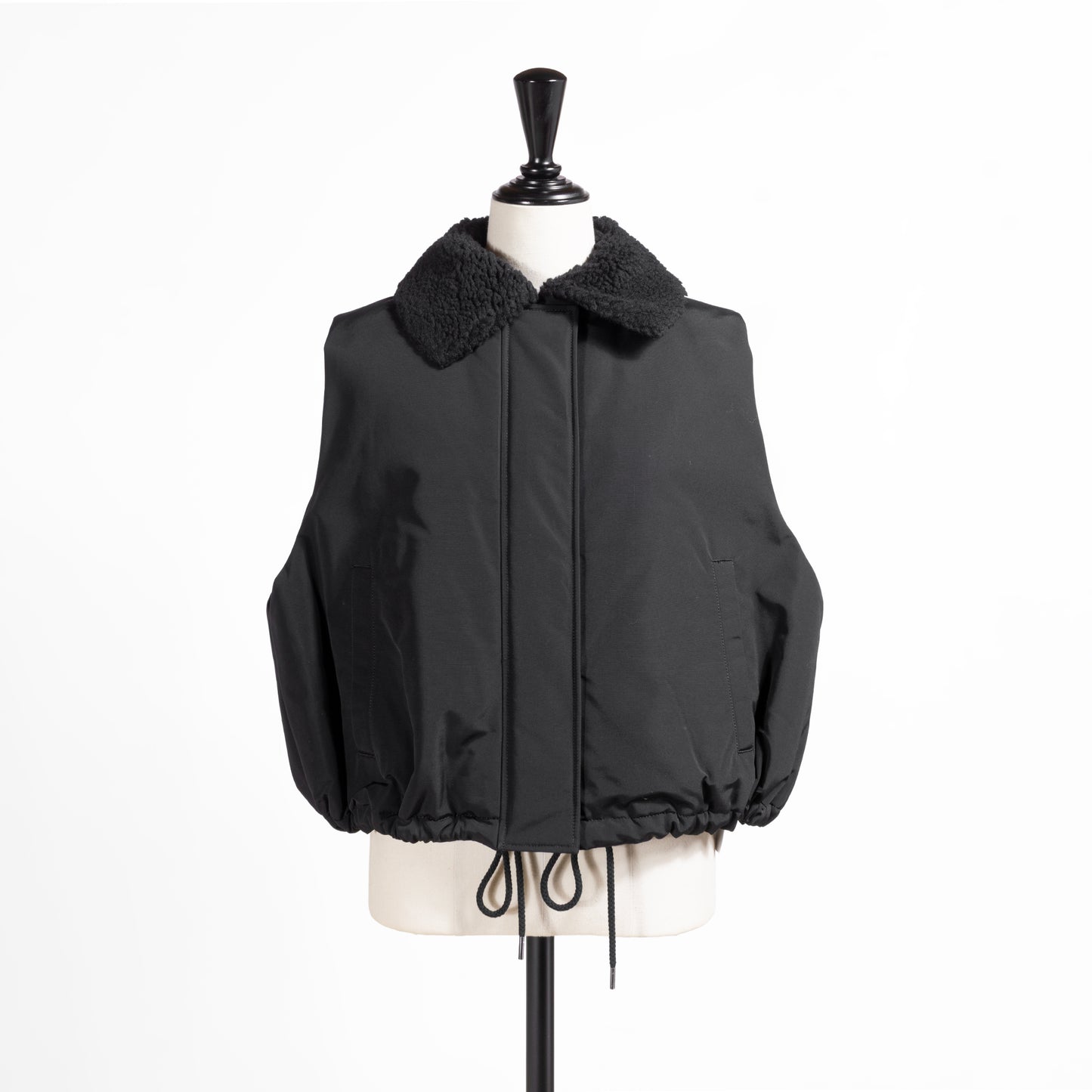 25AW SACRA パディングハイカウントタッサージレ 125605061