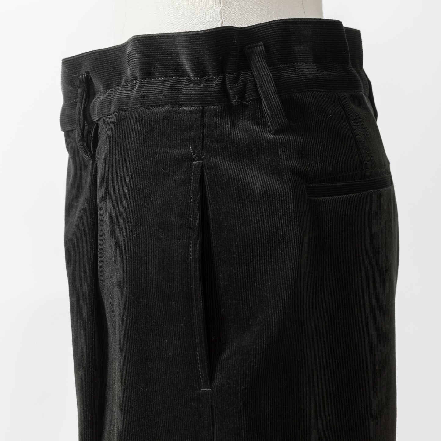 24AW SACRA FINX CORDUROY PANTS