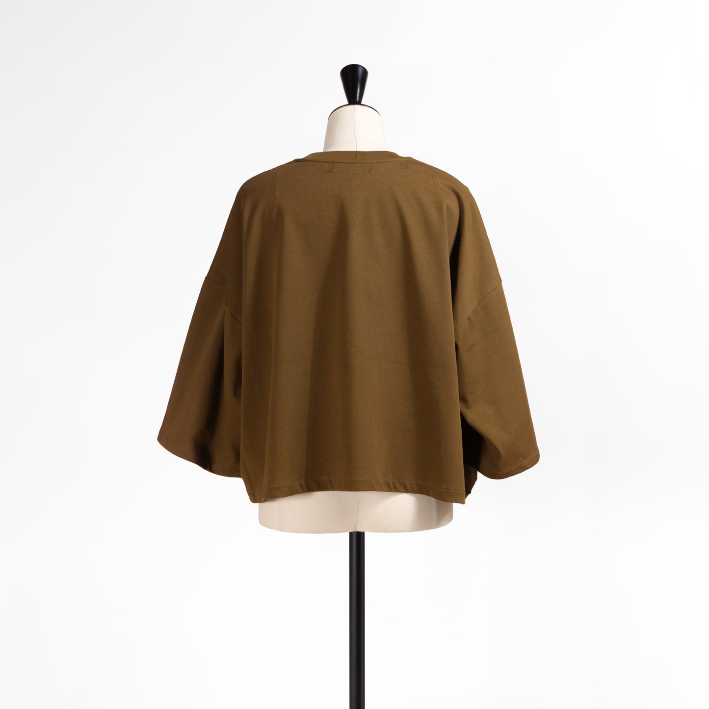 26AW SACRA ハイデンシティーコットン クロップド ロゴトップ 126544091