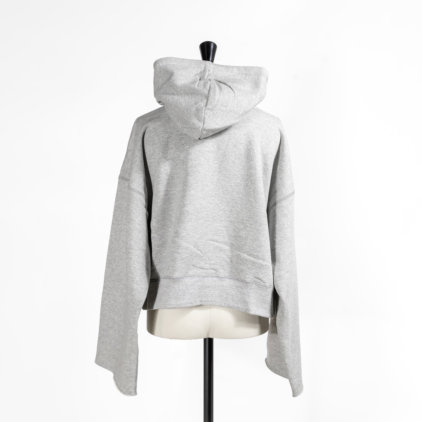 25AW SACRA プレミアムフリースフーディ 125651091