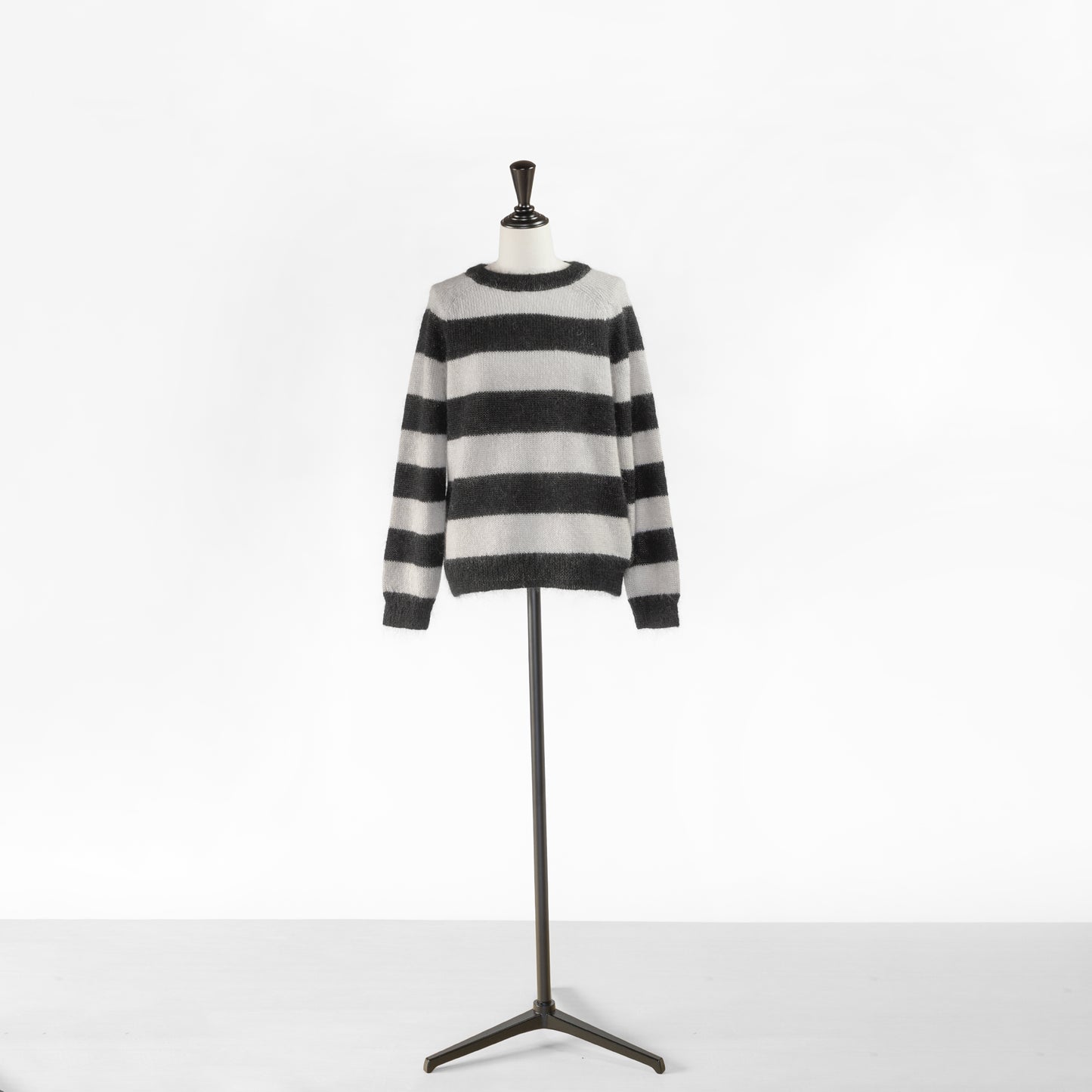 SARAHWEAR MOHAIR BORDER SWEATER
