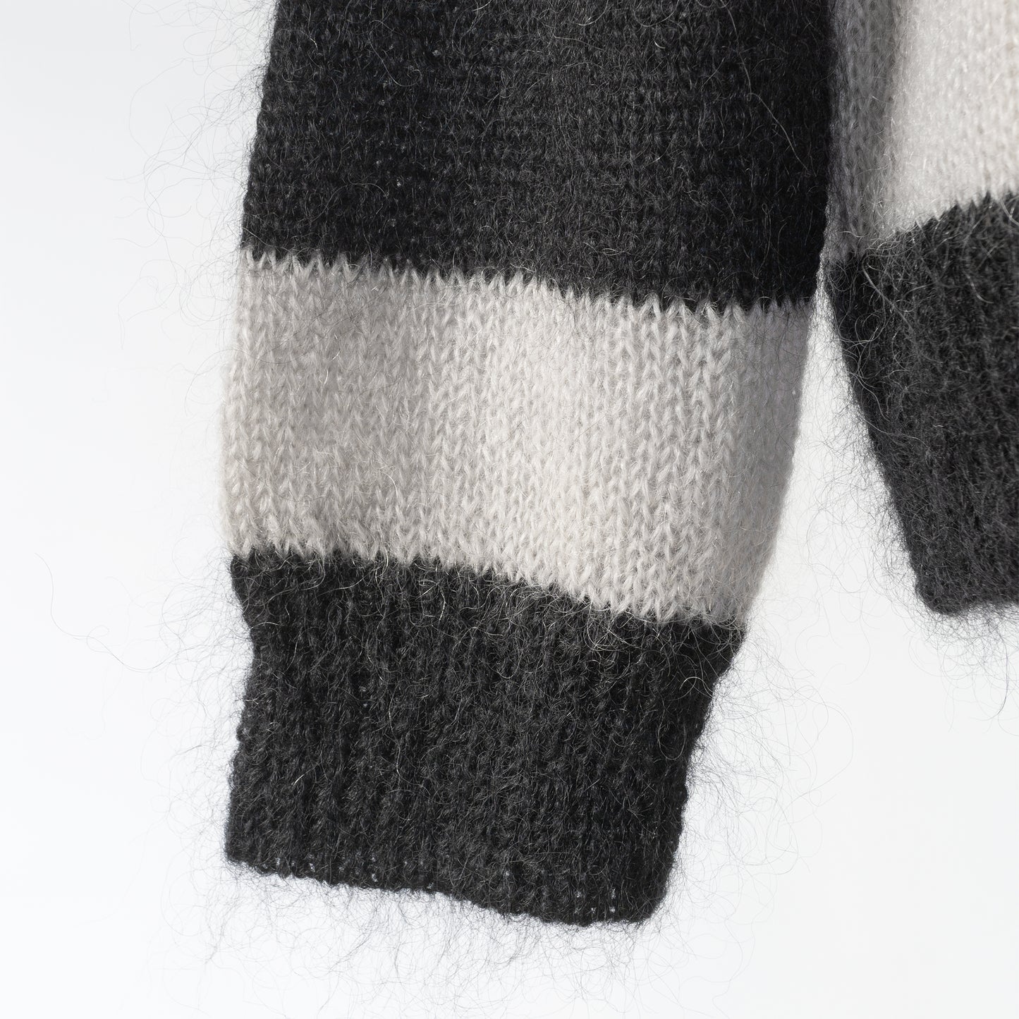 SARAHWEAR MOHAIR BORDER SWEATER