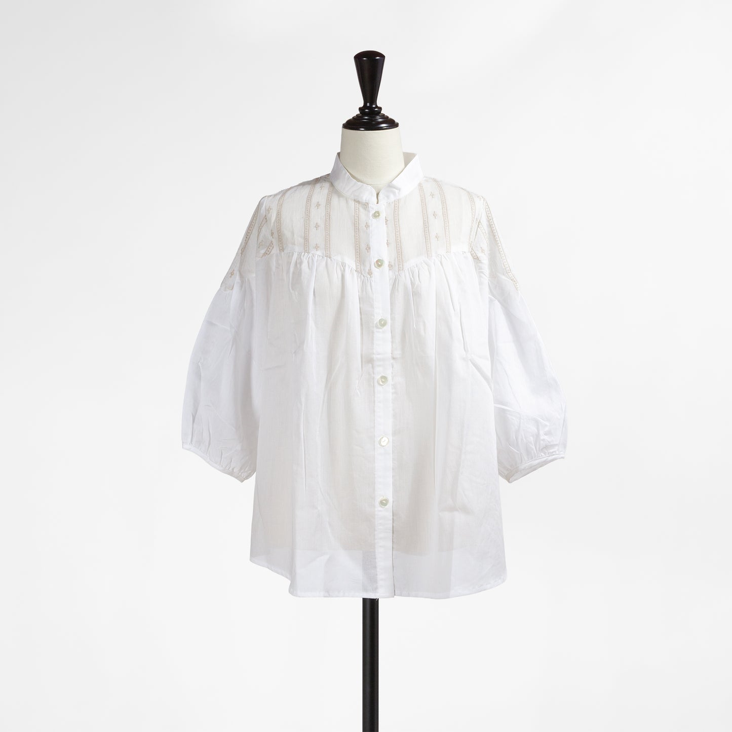 26AW SARAHWEAR ＜Lily＞プレーンローン×エンブロイダリーボイルローン ブラウス C53140