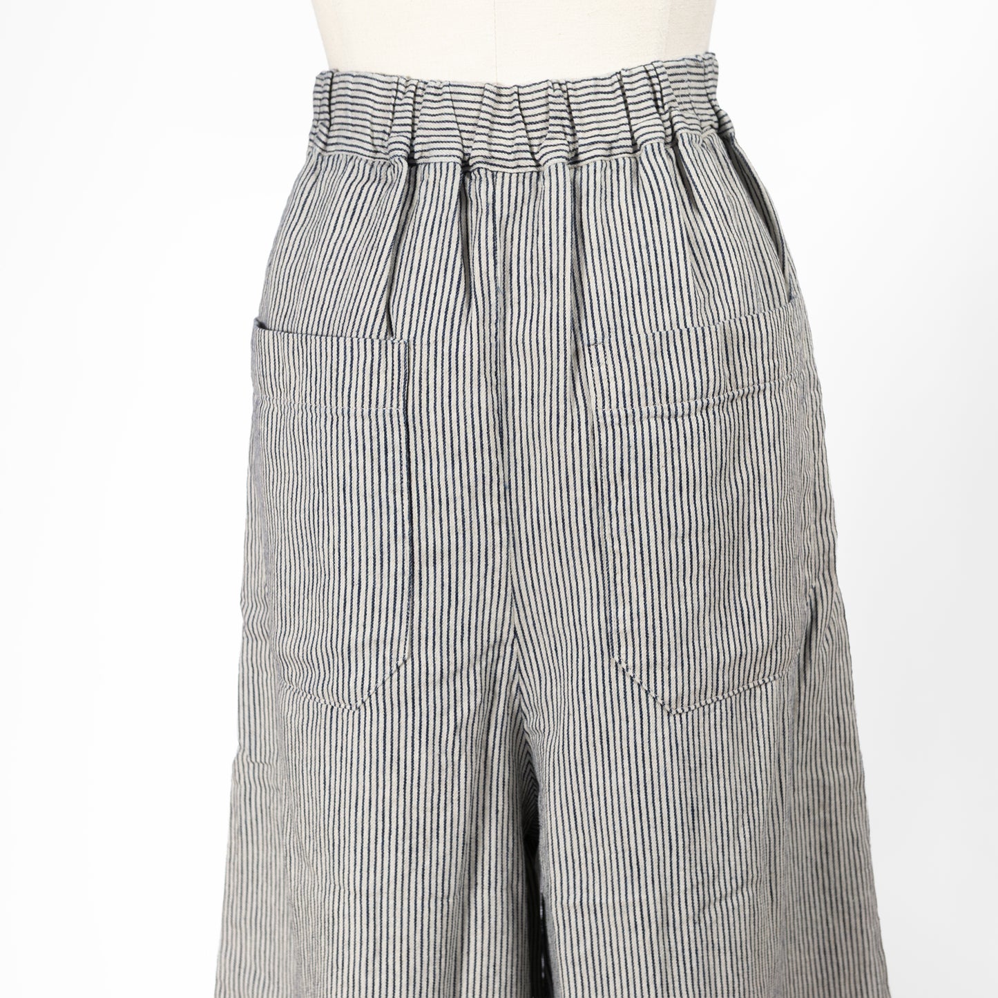 26SS SARAHWEAR   ＜Kyoko＞リネンコットン ヒッコリーストライプ キュロットパンツ C30616