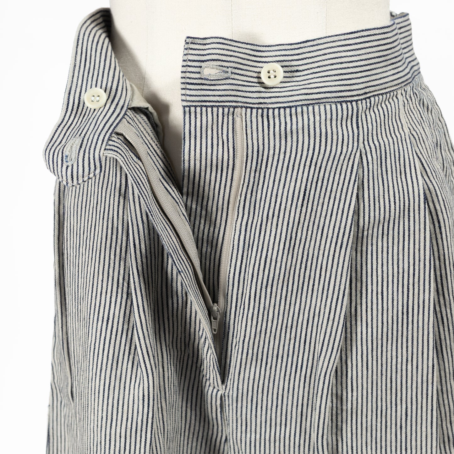 26SS SARAHWEAR   ＜Kyoko＞リネンコットン ヒッコリーストライプ キュロットパンツ C30616
