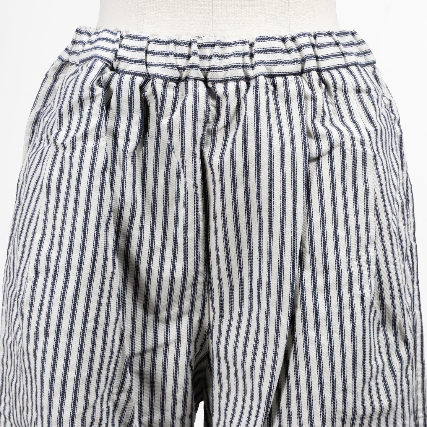 26SS SARAHWEAR ヒッコリーソフトバギーパンツ C30601