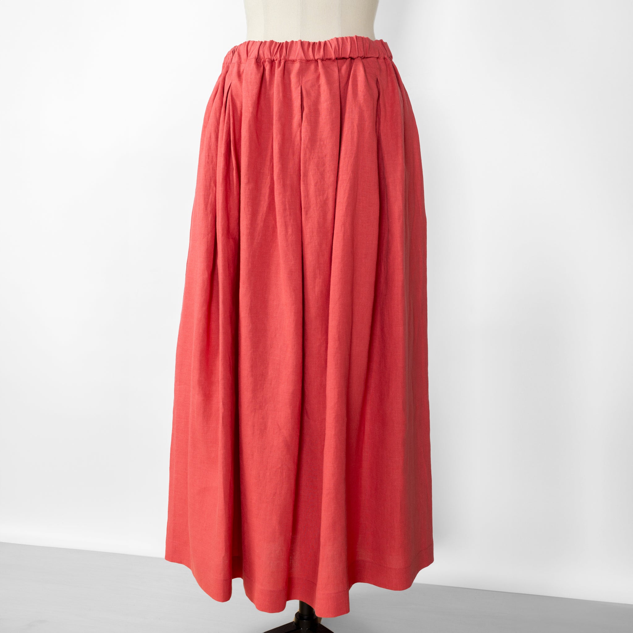 24SS STAMP AND DIARY LINEN TUCK GATHER SKIRT