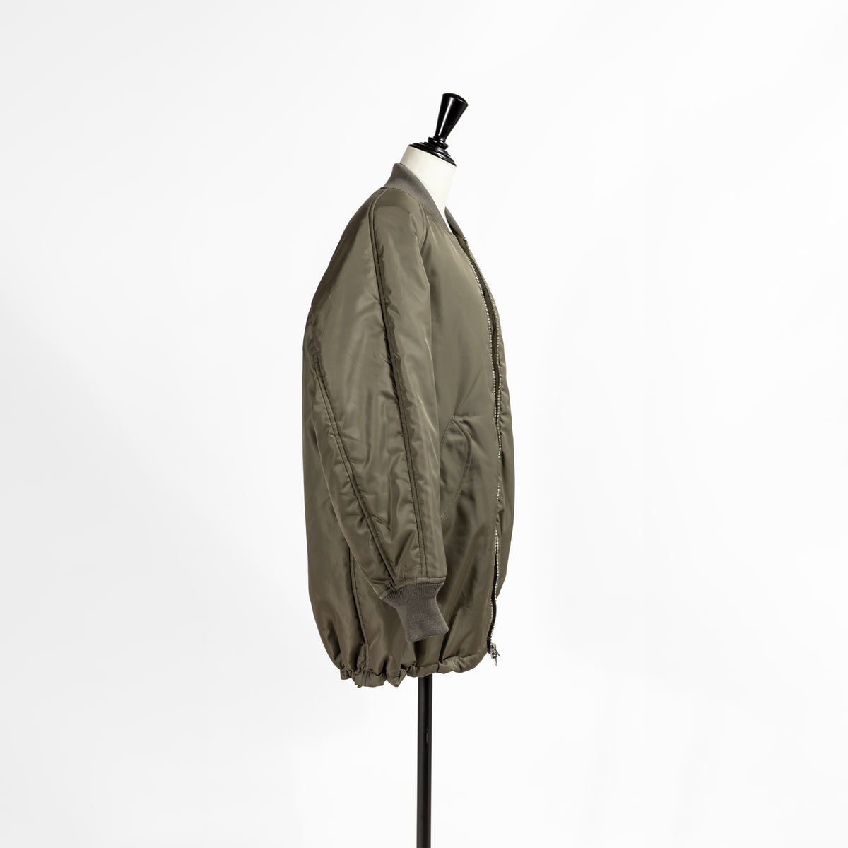26AW TICCA ミドルMA-1 TBFA-012
