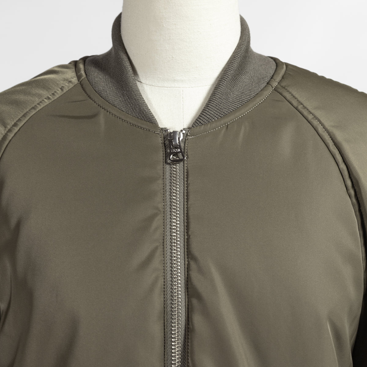 26AW TICCA ミドルMA-1 TBFA-012