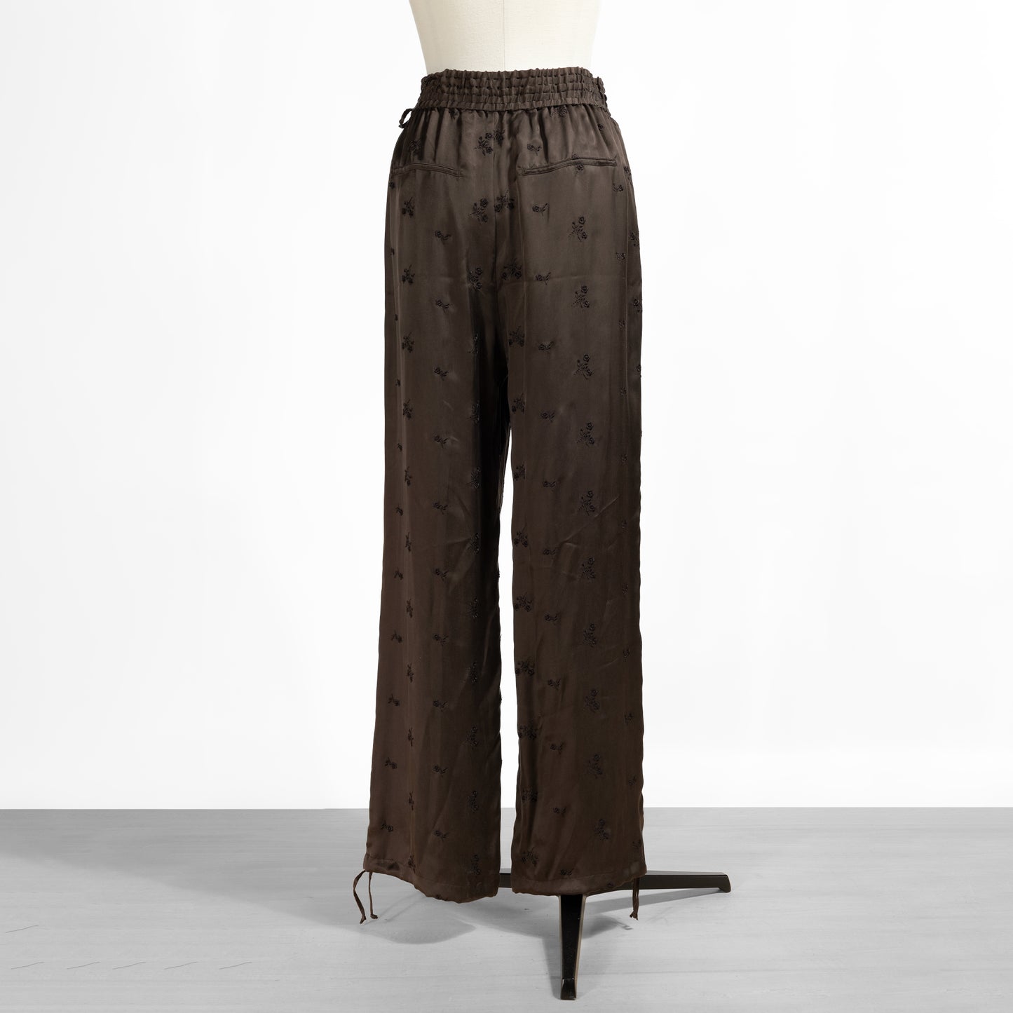 26AW TICCA フラワーエンブロイダリーパンツ TBFA-152