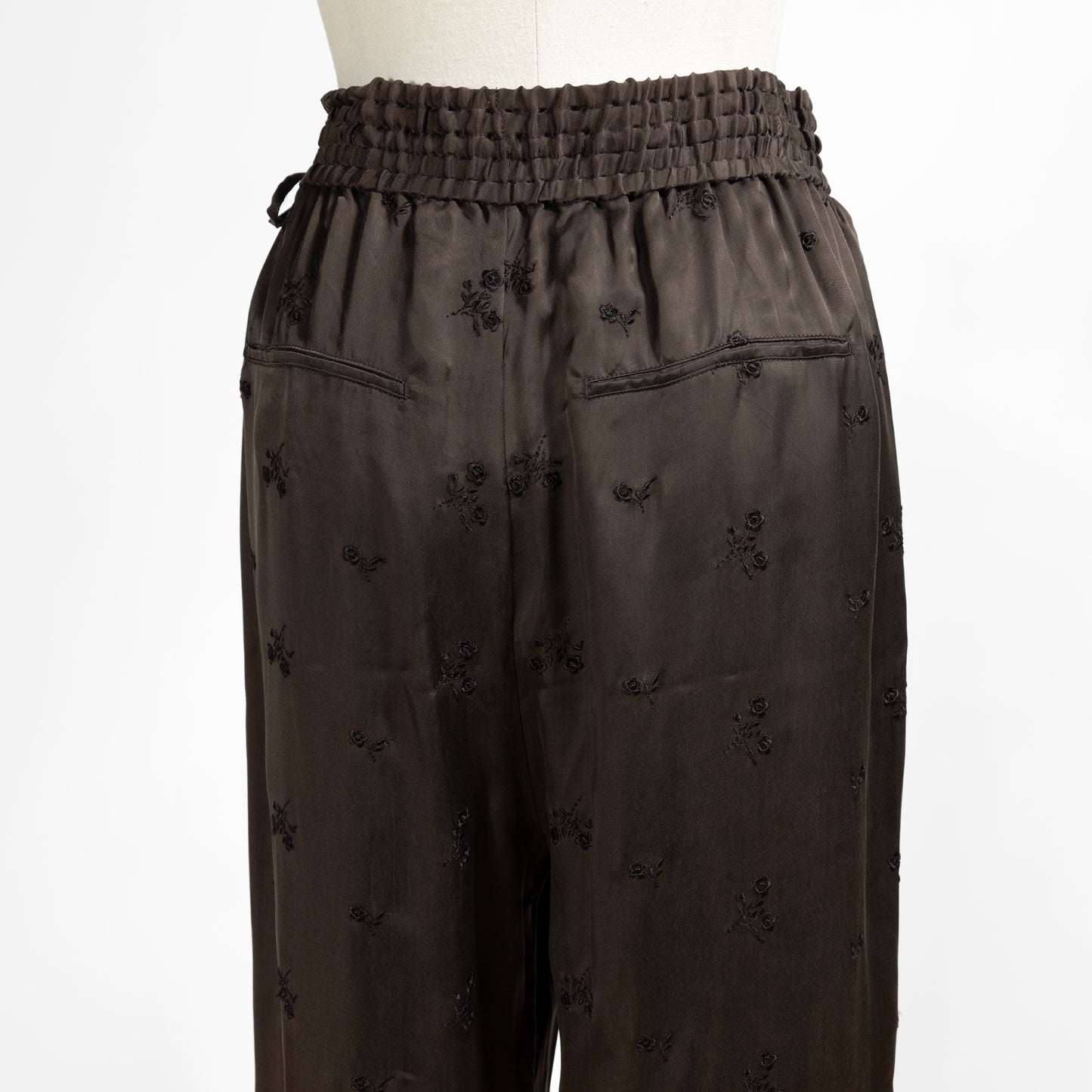 26AW TICCA フラワーエンブロイダリーパンツ TBFA-152